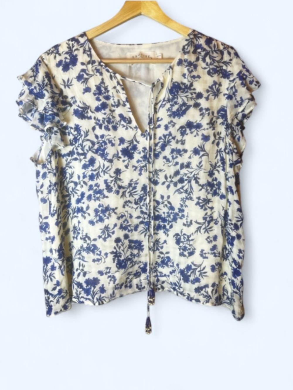 EXQUISE Rayon Cream and Blue Floral Blouse with Ruffle Sleeves Size 10